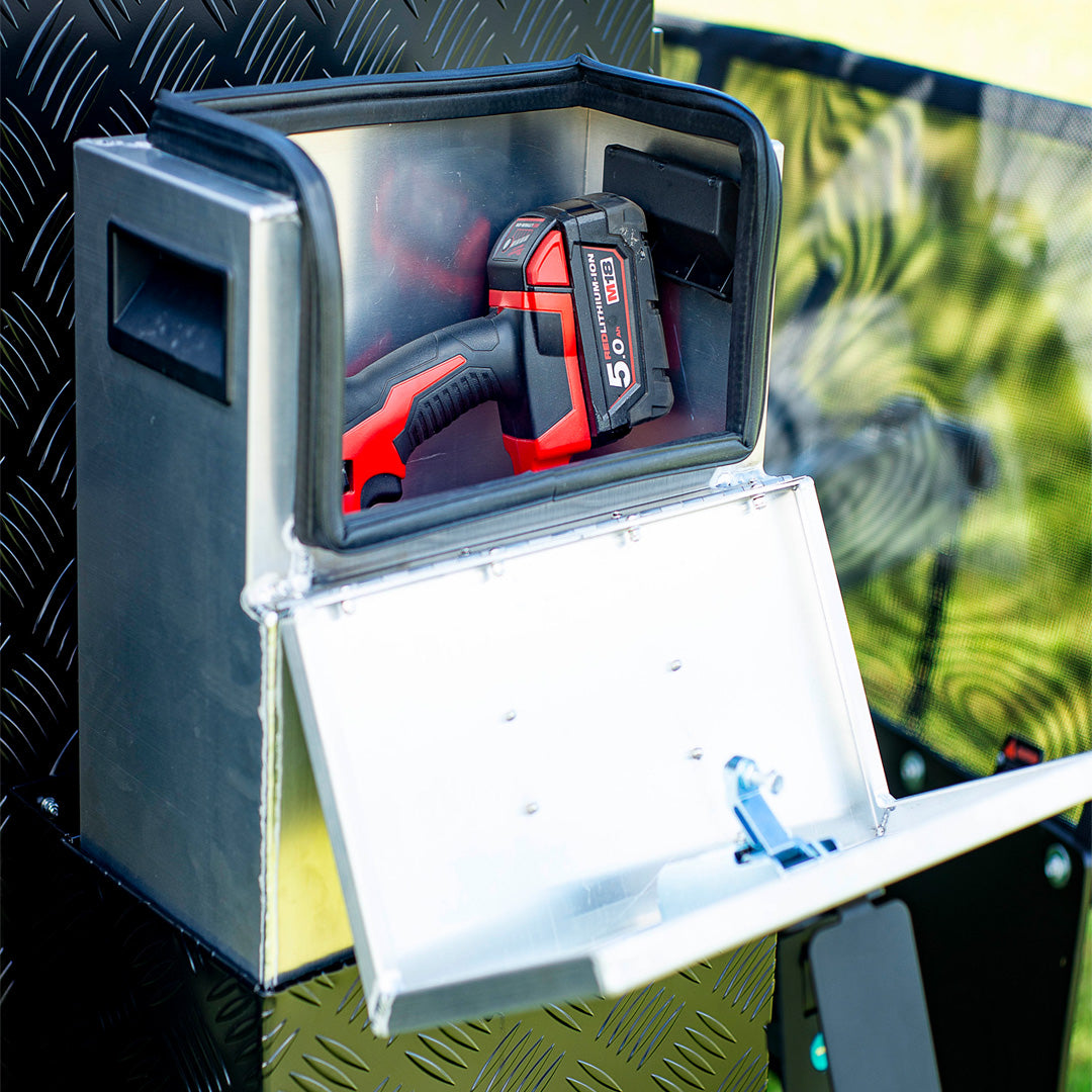Store your possessions in the Protrek Jerry Box